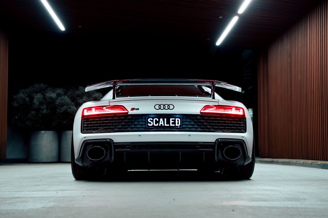 Gen 3 Audi R8 with Motivo Forged CS-M custom wheels in gloss brushed clear face and gloss polished clear lip side view