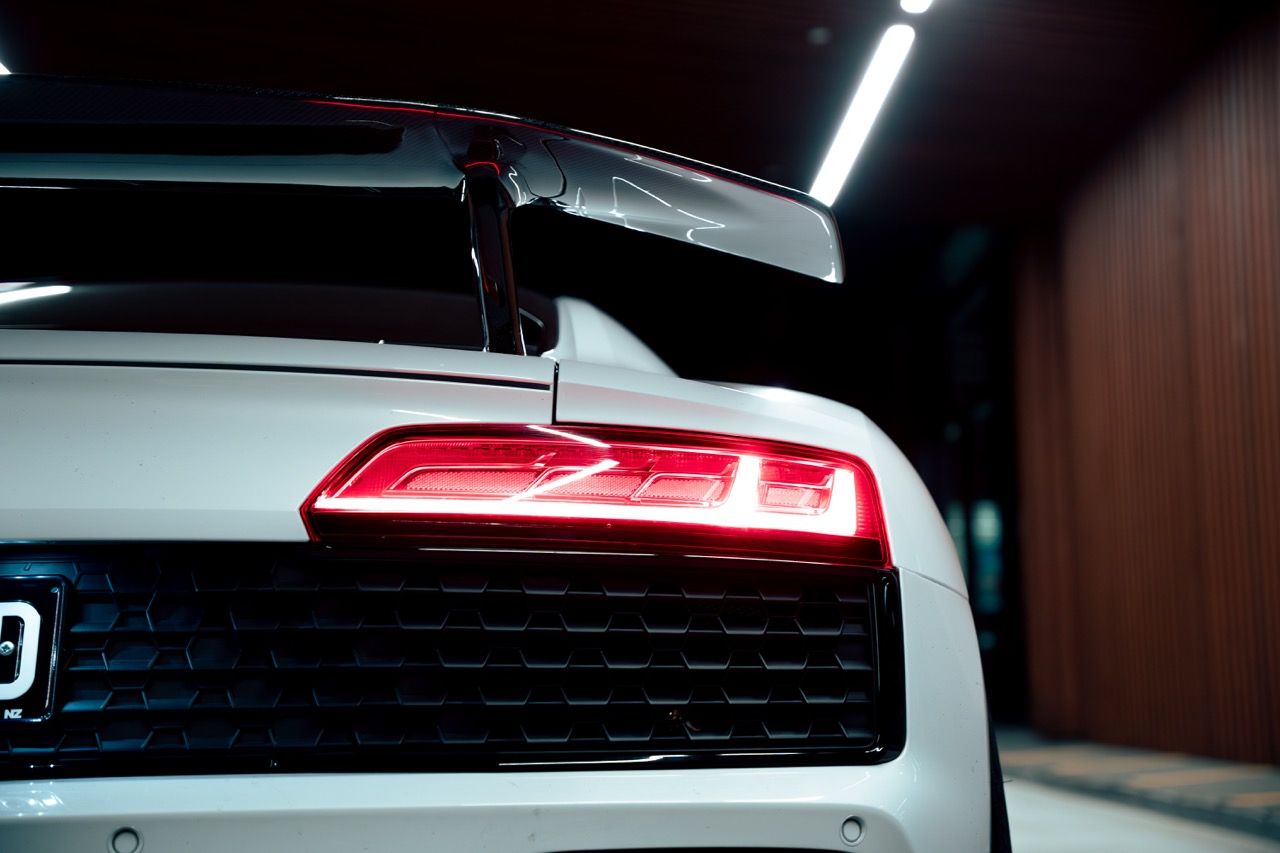 Gen 3 Audi R8 with Motivo Forged CS-M custom wheels in gloss brushed clear face and gloss polished clear lip side view