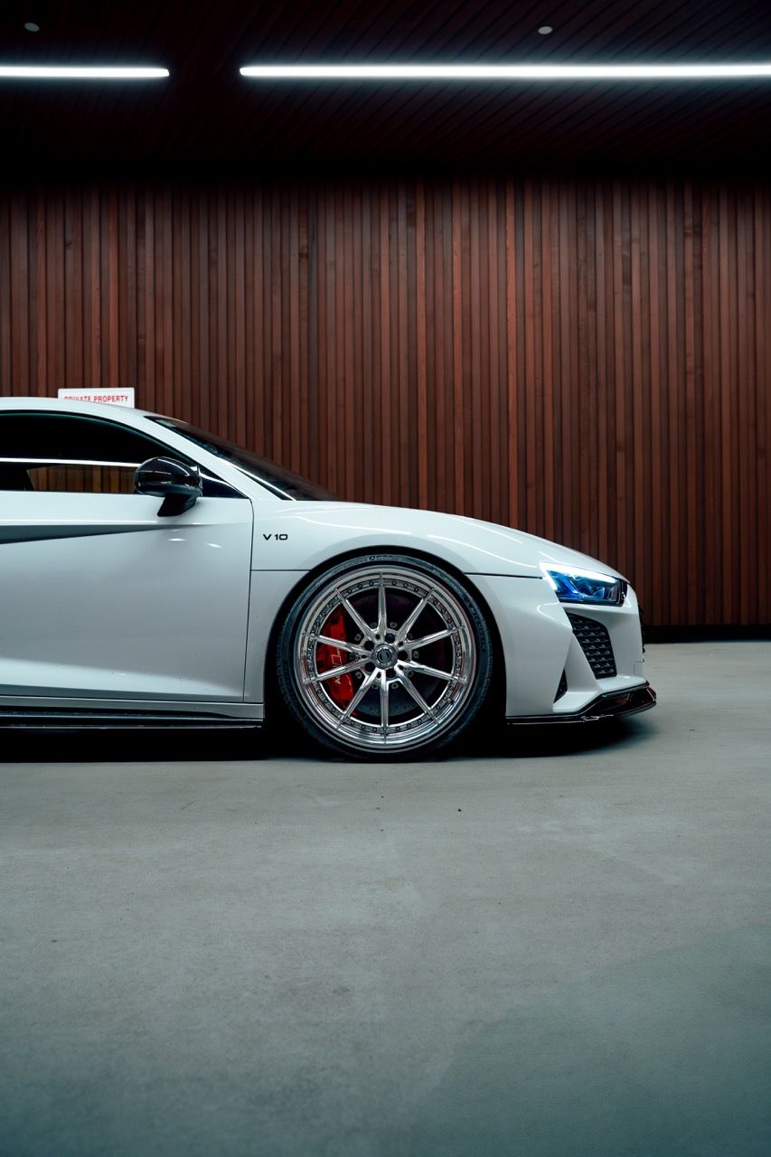 Gen 3 Audi R8 with Motivo Forged CS-M custom wheels in gloss brushed clear face and gloss polished clear lip side view