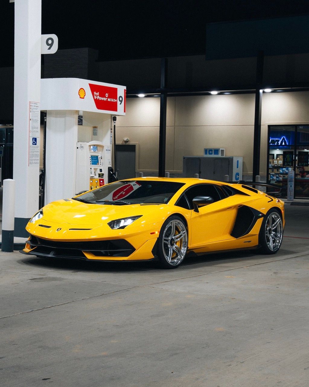 Lamborghini Aventador SVJ with Motivo Forged CS-Y custom wheels in gloss polished clear face and gloss polished clear lip front view