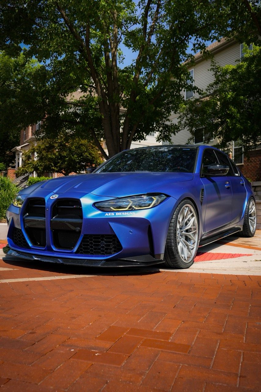 BMW M3 G80 with Motivo Forged CS-J custom wheels in gloss brushed clear face and gloss polished clear side view