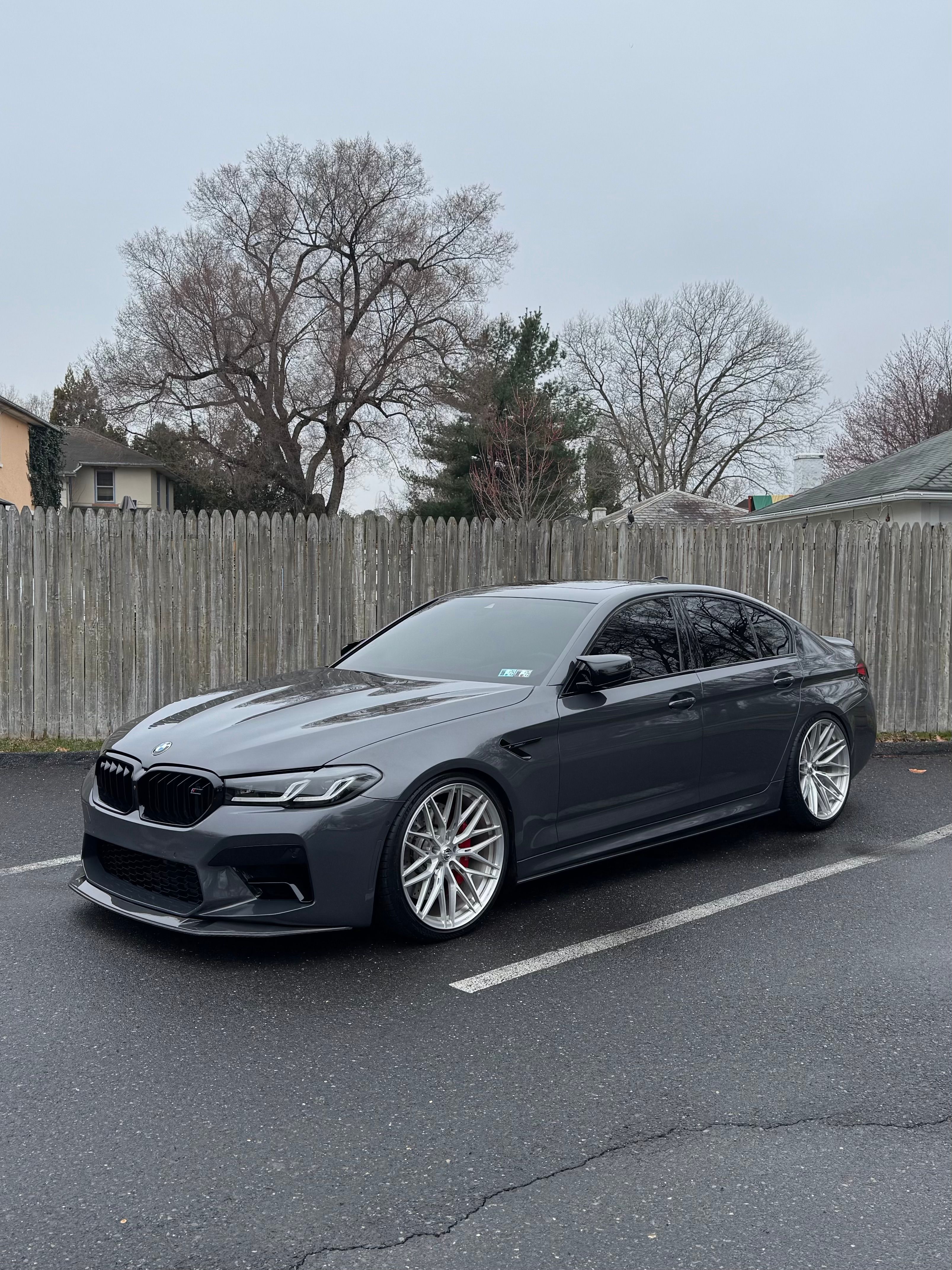 F90 BMW M5 LCI with Motivo Forged MB-F custom wheels in gloss brushed clear finish front side view