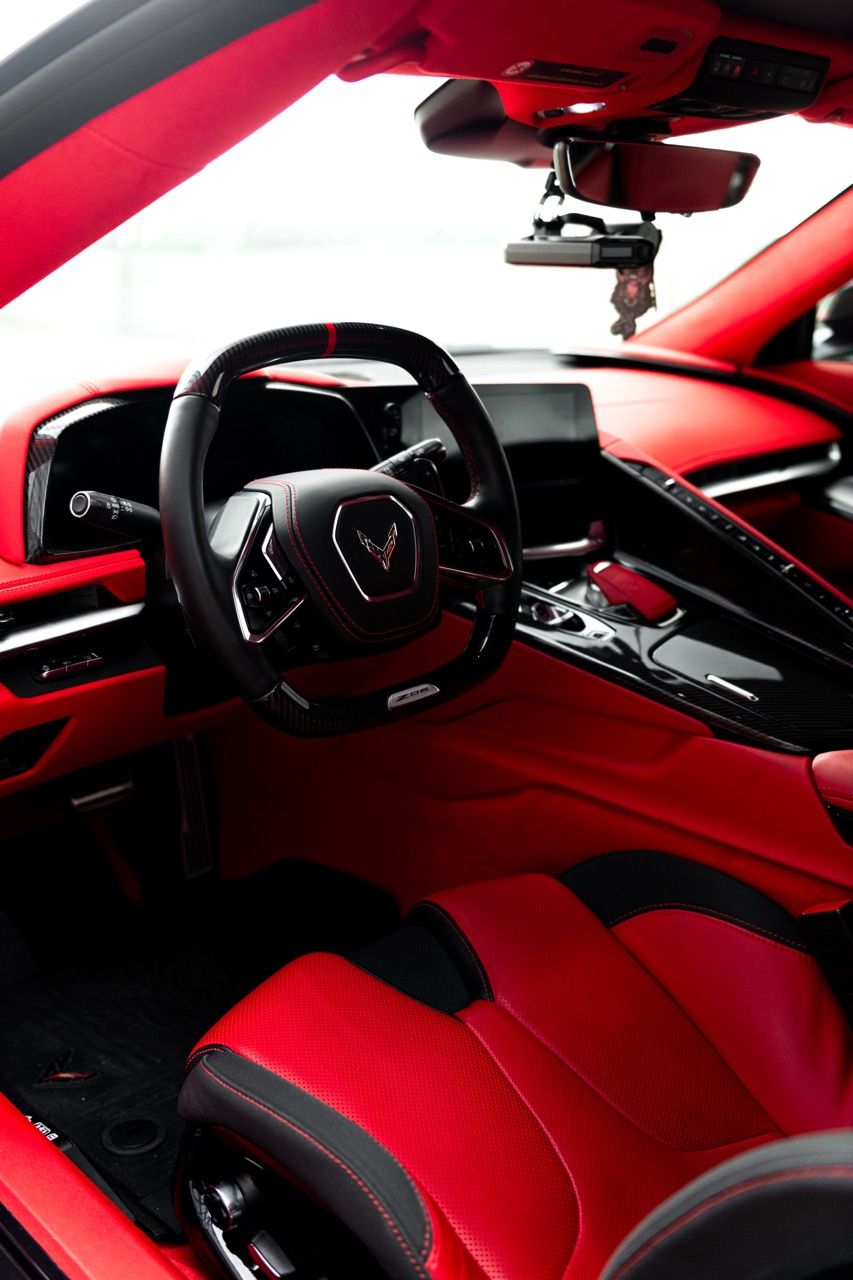 Chevy Corvette Z06 C8 z06cscwith Motivo Forged CS-C custom wheels in gloss polished clear face and brushed clear barrel side view