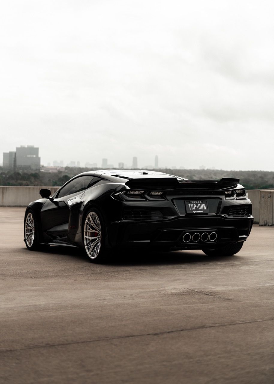 Chevy Corvette Z06 C8 z06cscwith Motivo Forged CS-C custom wheels in gloss polished clear face and brushed clear barrel rear view